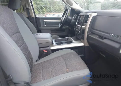 2018 Ram 1500 Big Horn 4X4 5'7 Box из США, поврежденный, VIN 1C6RR7LT4JS344035